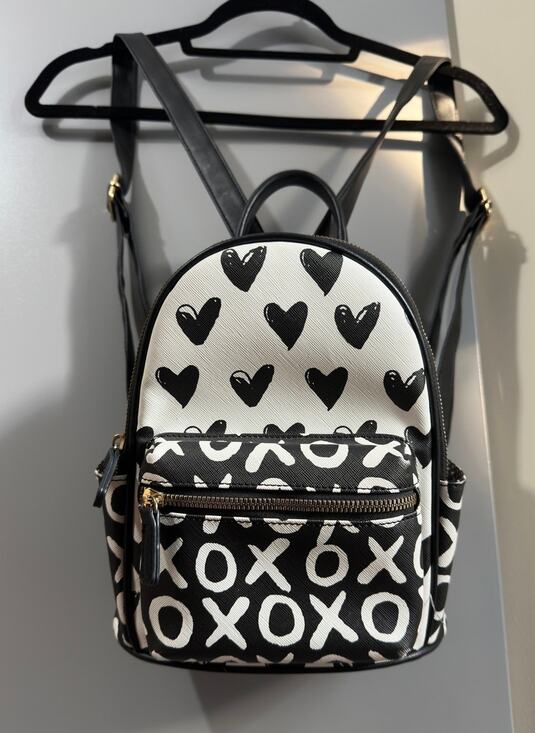 Like Dreams Handbags - Mini Backpack Black White Heart XOXO Valentine Fashion Bookbag Daypack